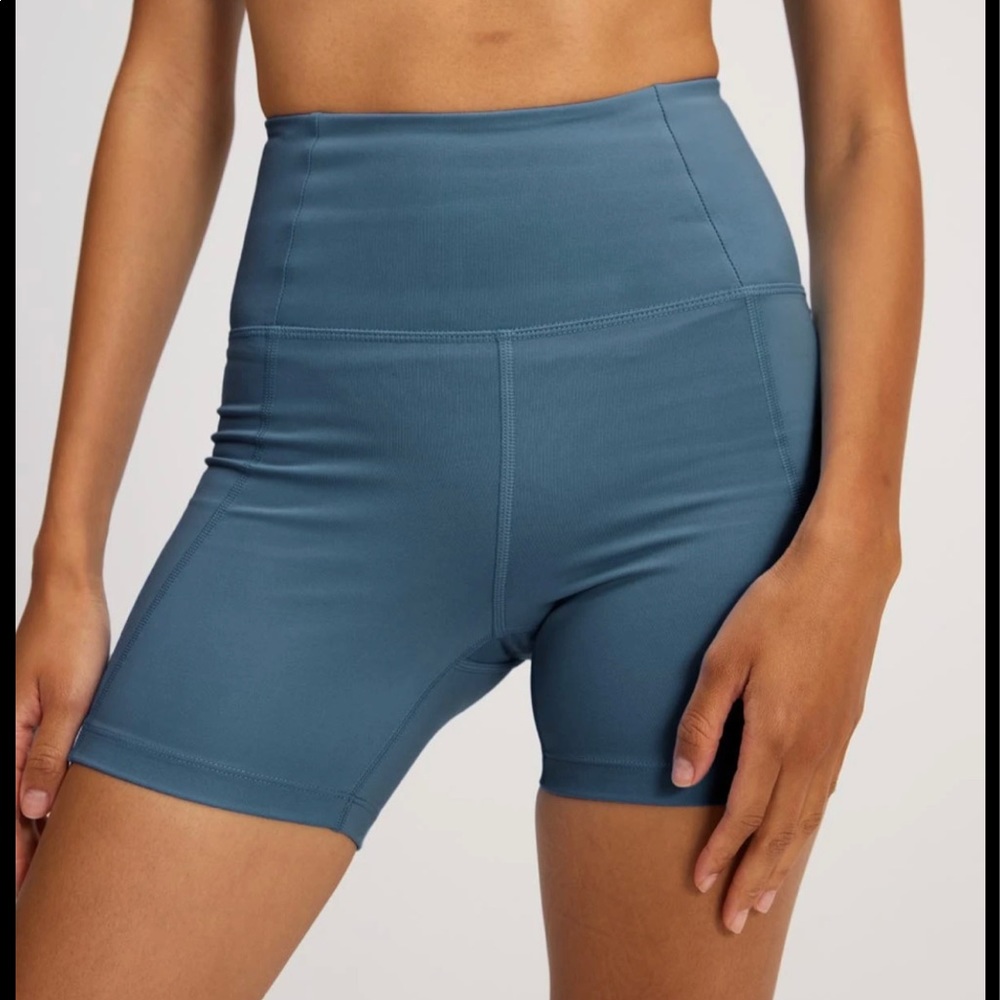 Girlfriend Run Shorts in Monarch